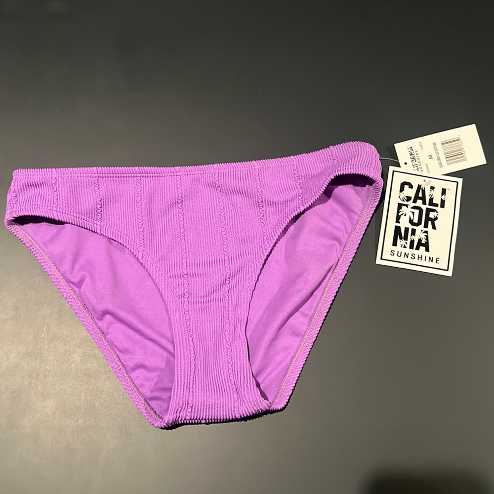 Women’s High Leg Bikini Bottom